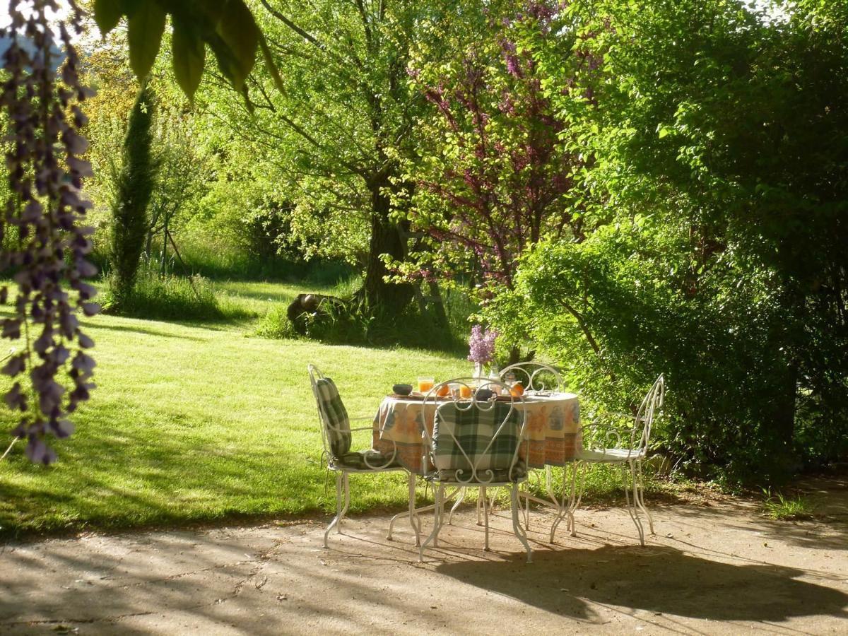 Campagne De Pre Grand Bed and Breakfast Saint-Étienne-les-Orgues Exteriör bild